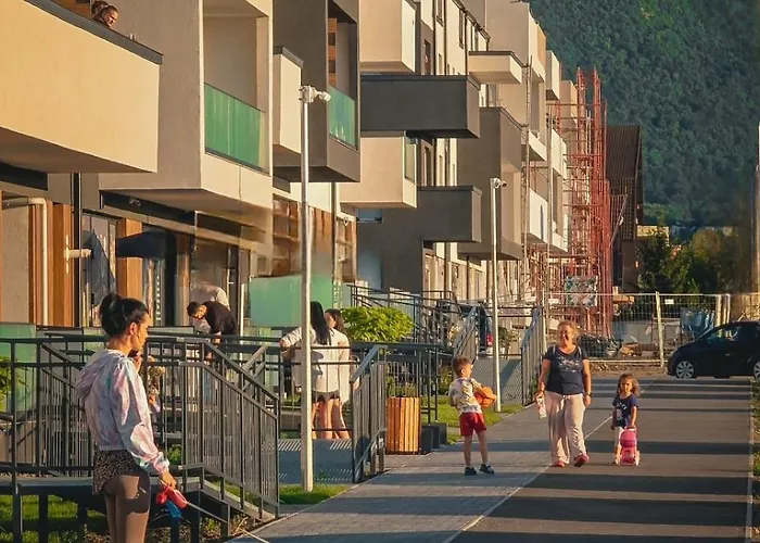 Enif With Parking -tractoru Coresi Apartment